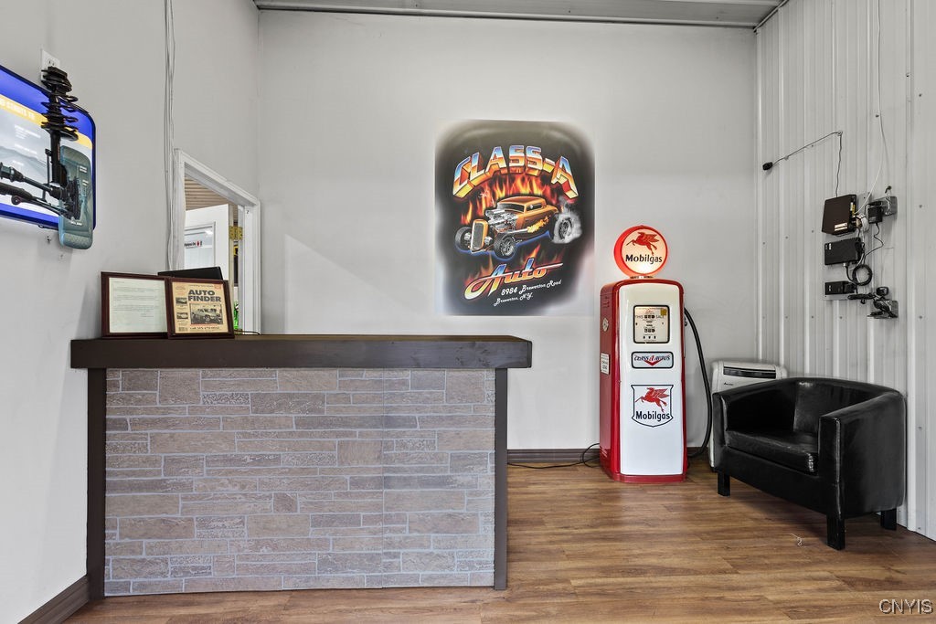 8984/8998 Brewerton Road