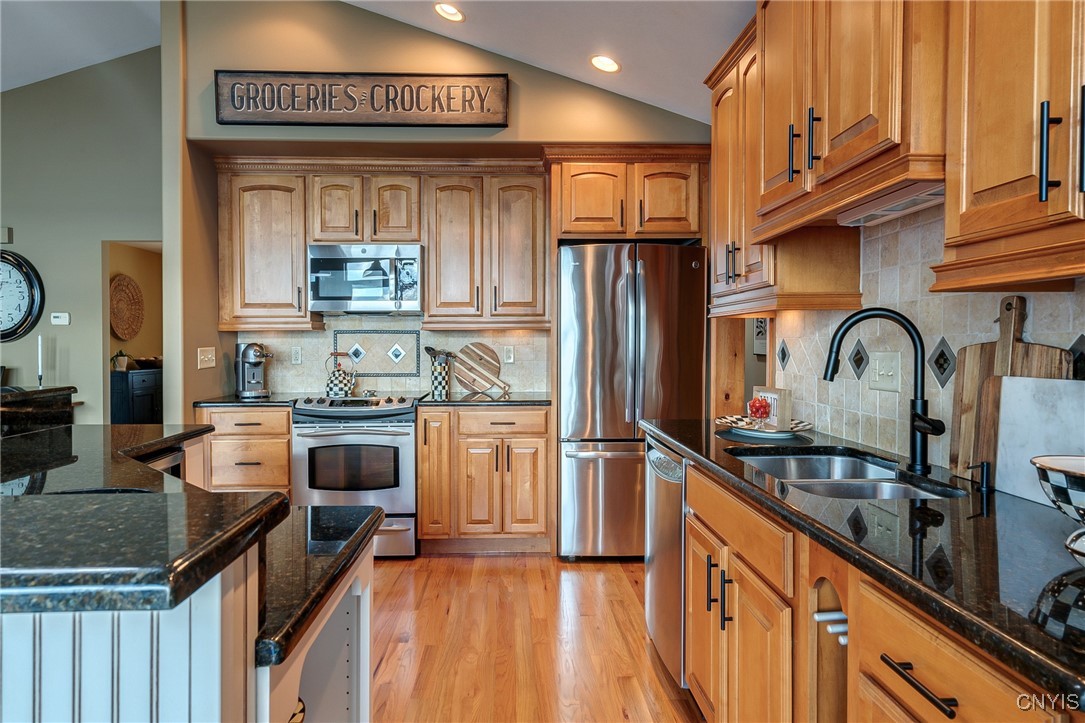 2811 White Haven Road