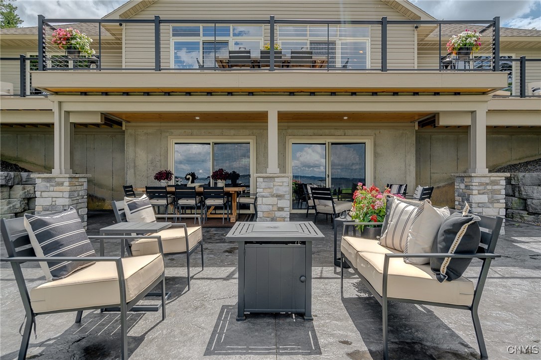 2811 White Haven Road