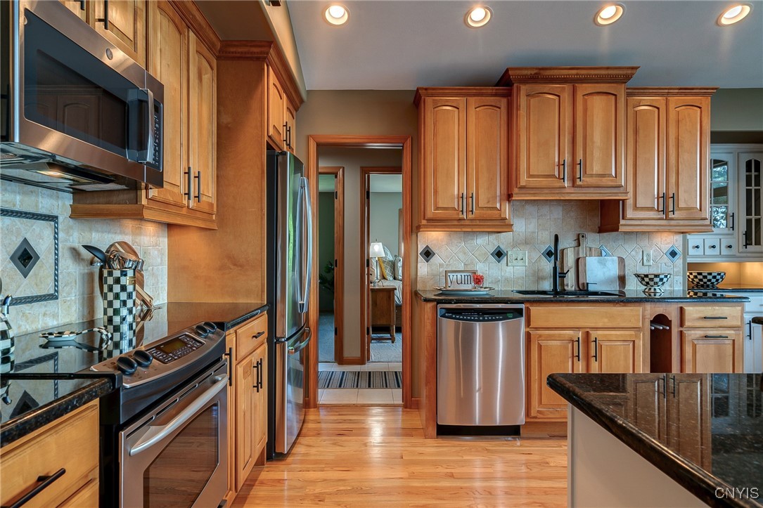 2811 White Haven Road