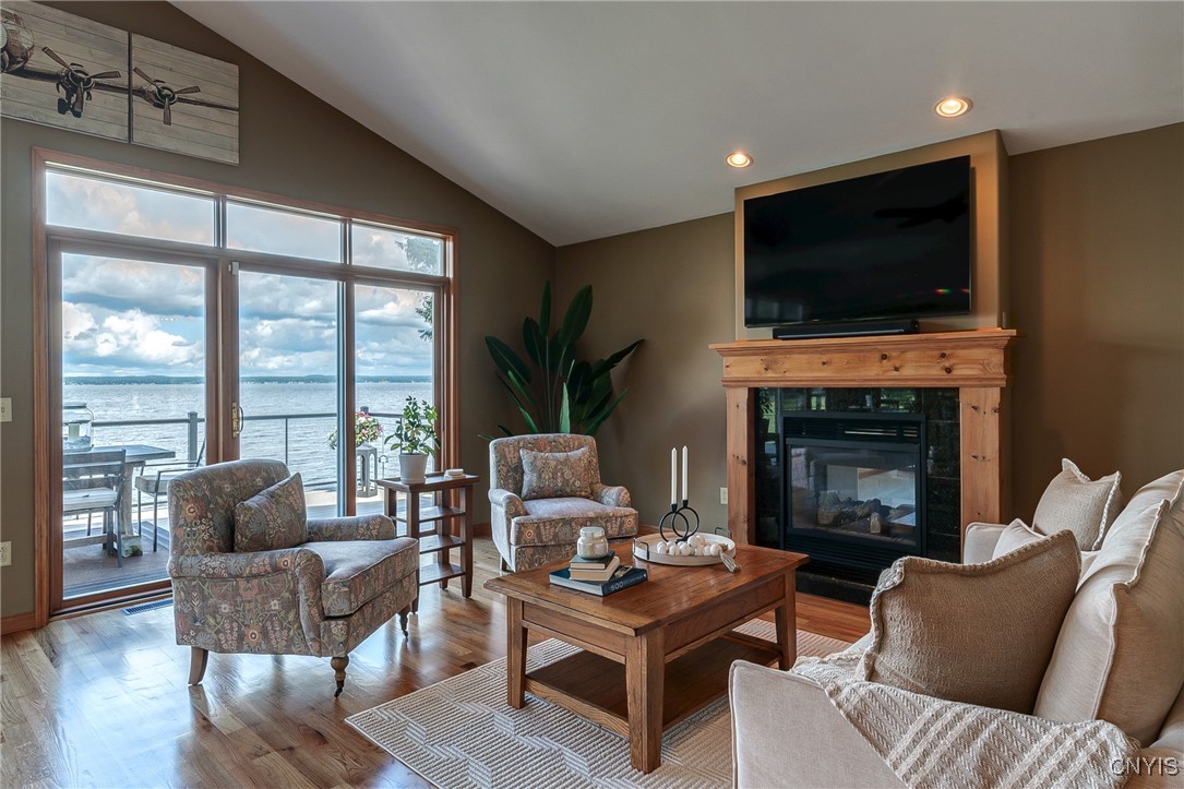 2811 White Haven Road