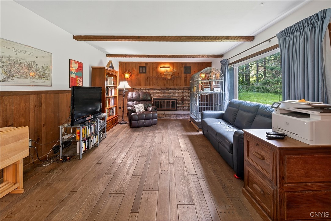 3177 Henneberry Road