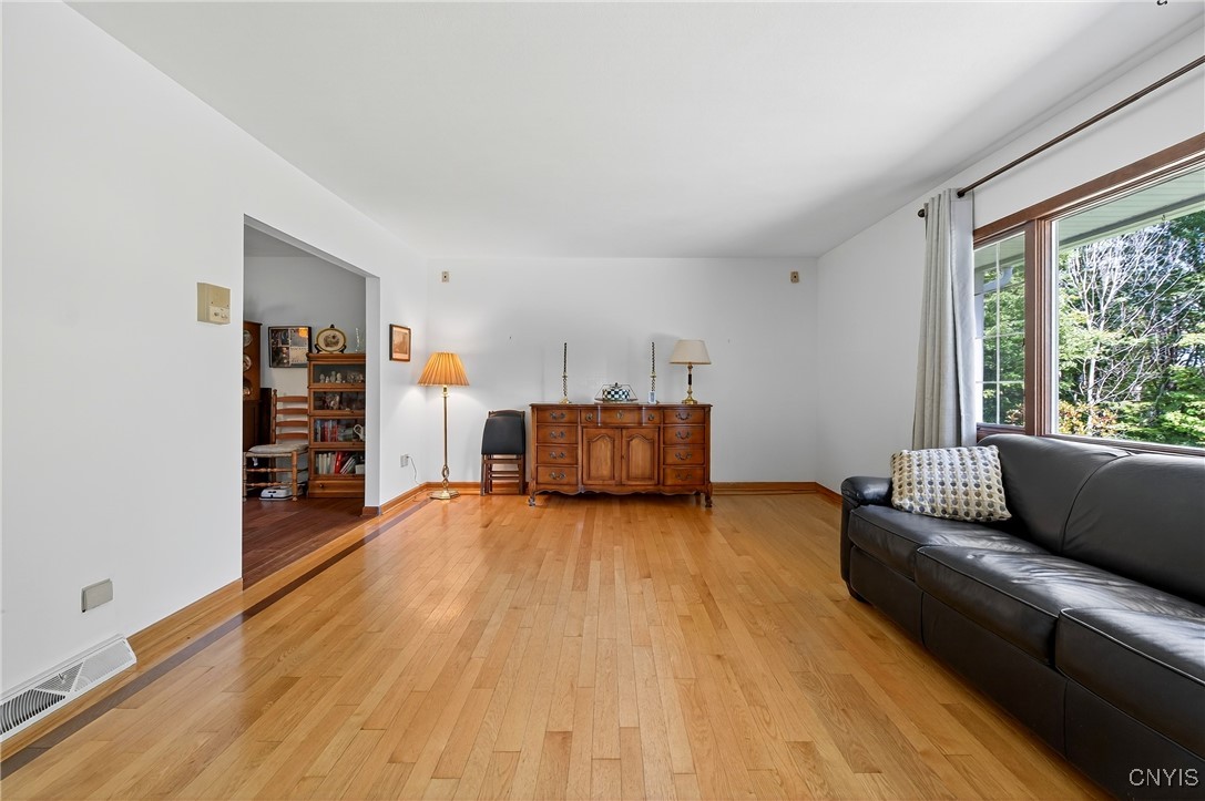 3177 Henneberry Road