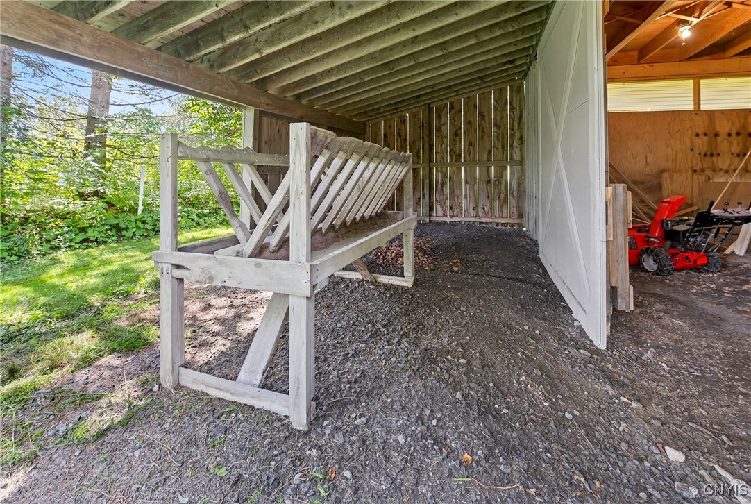 3177 Henneberry Road