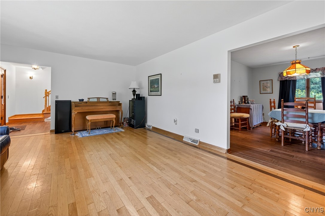 3177 Henneberry Road