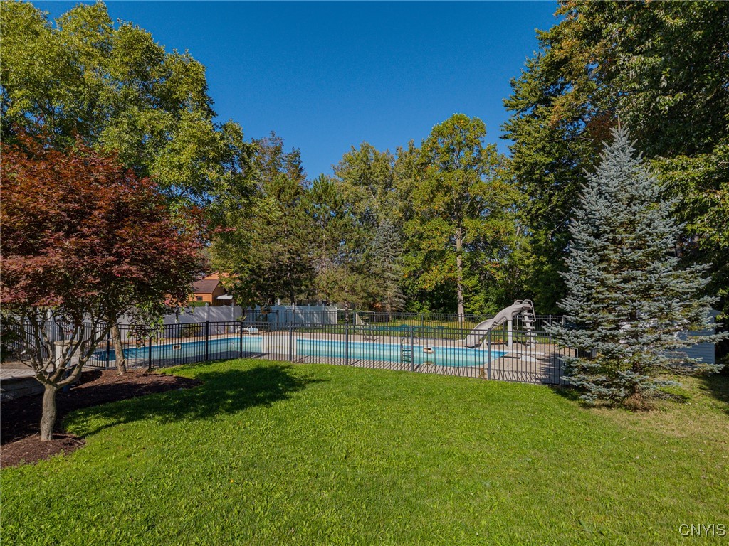 7411 Eastgate Circle