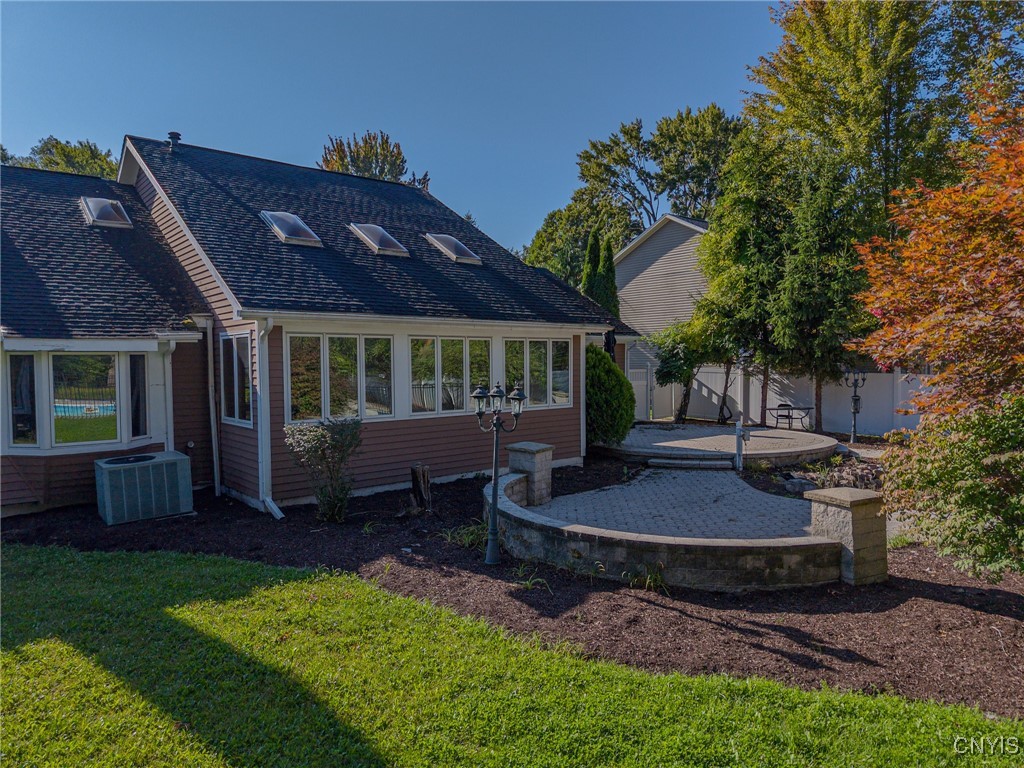 7411 Eastgate Circle