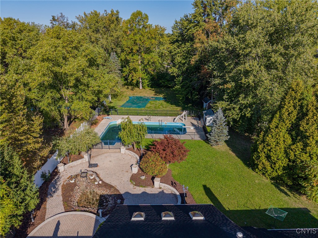 7411 Eastgate Circle