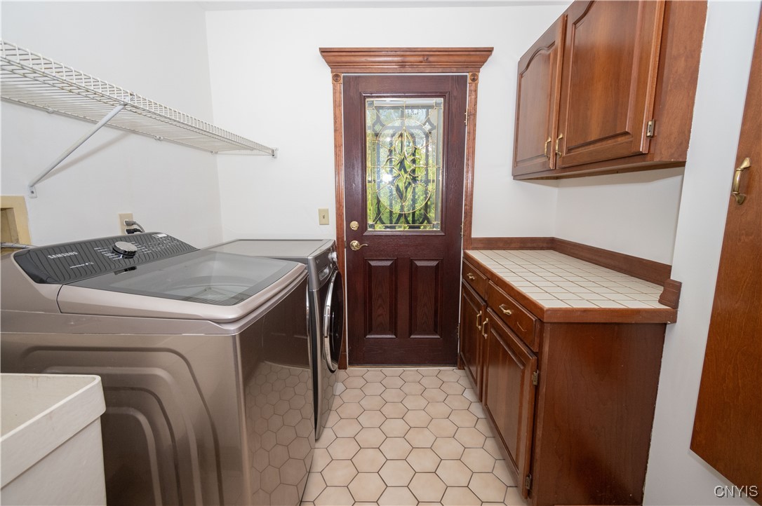 7411 Eastgate Circle