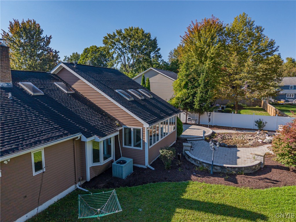 7411 Eastgate Circle