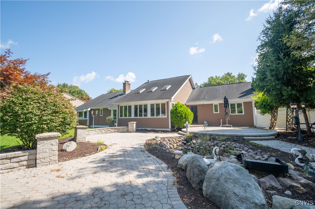 7411 Eastgate Circle