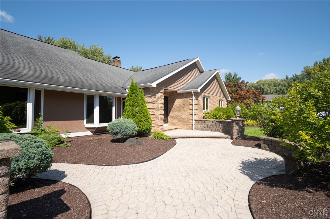 7411 Eastgate Circle