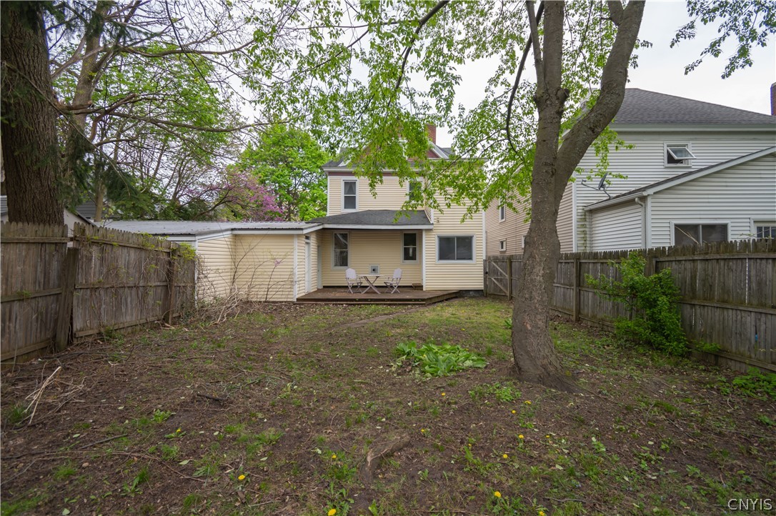 207 South AVERY Avenue