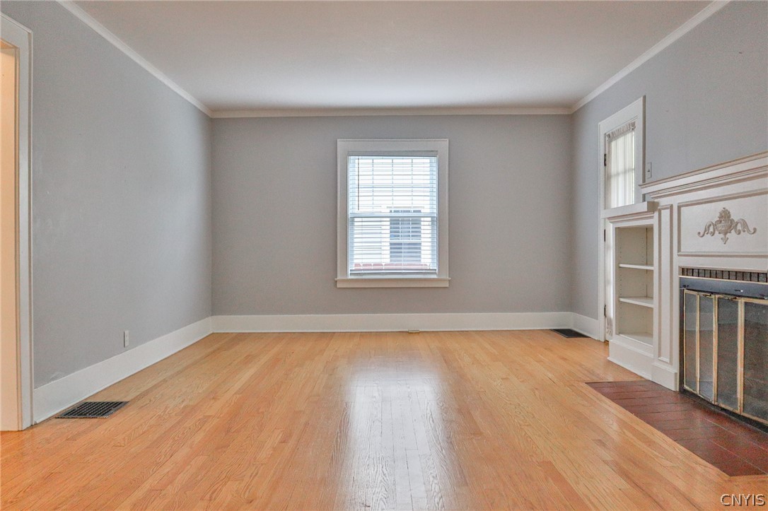 201 WELLESLEY Road
