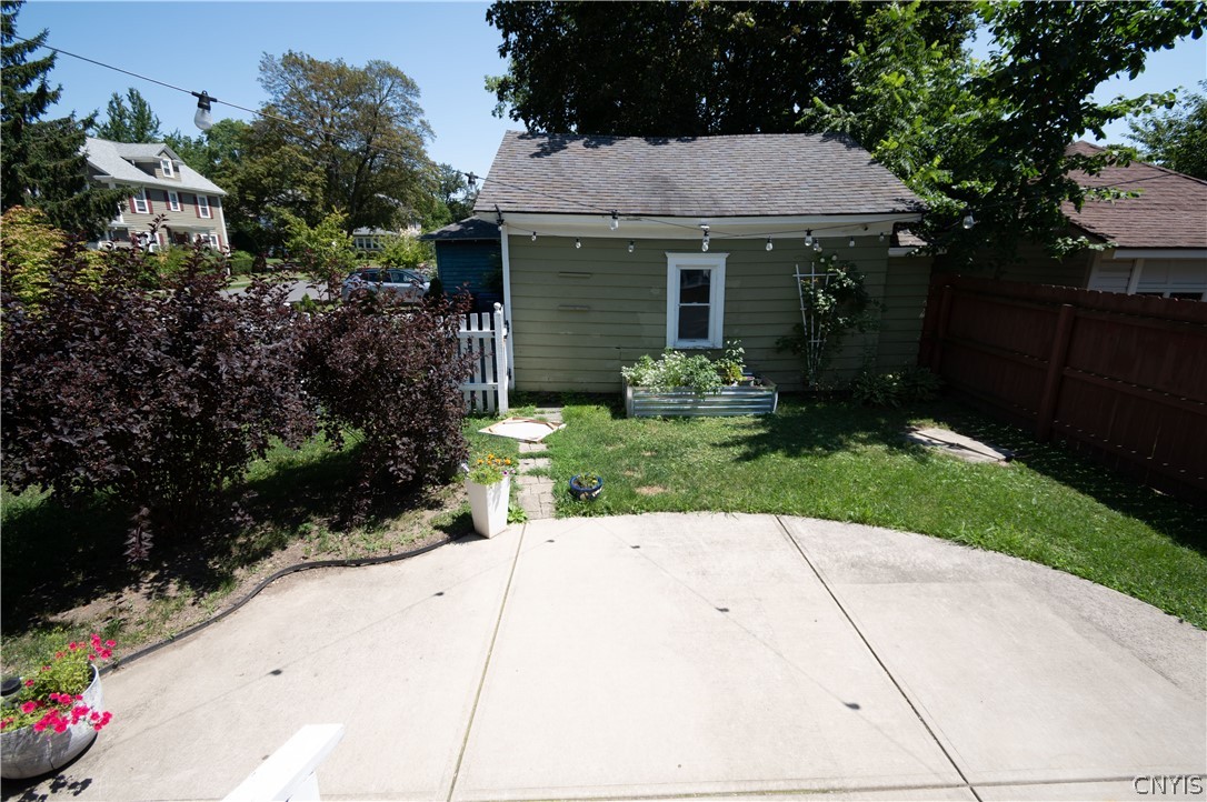 201 WELLESLEY Road