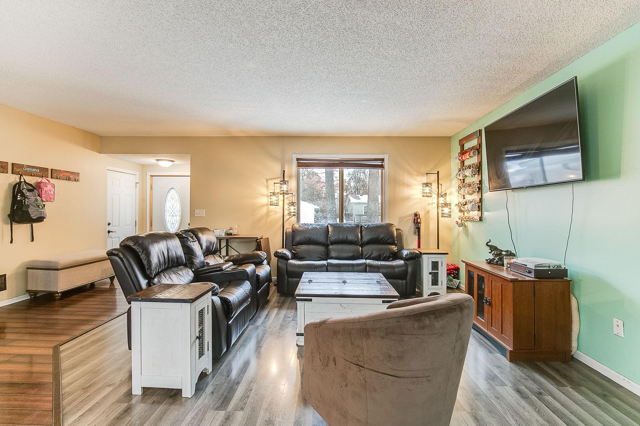 12045 Dogwood Street