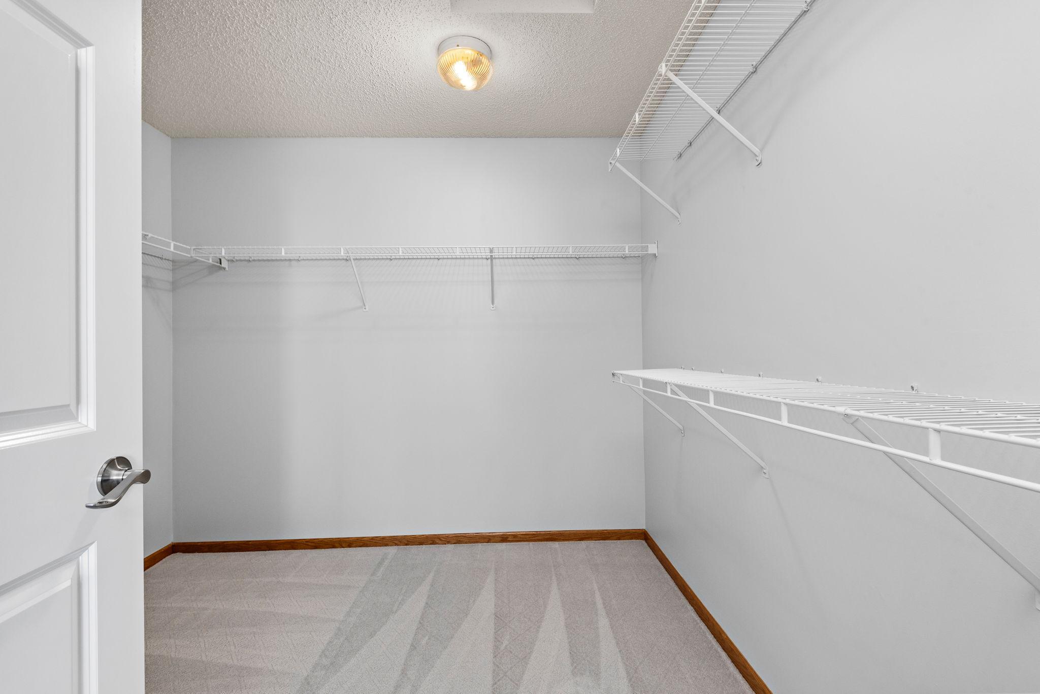 7917 Prairie Creek Lane NE