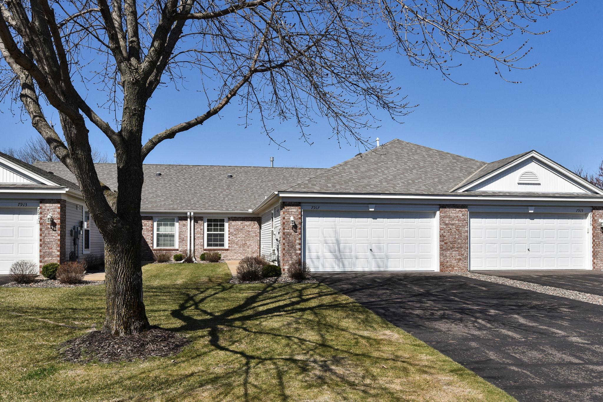 7917 Prairie Creek Lane NE