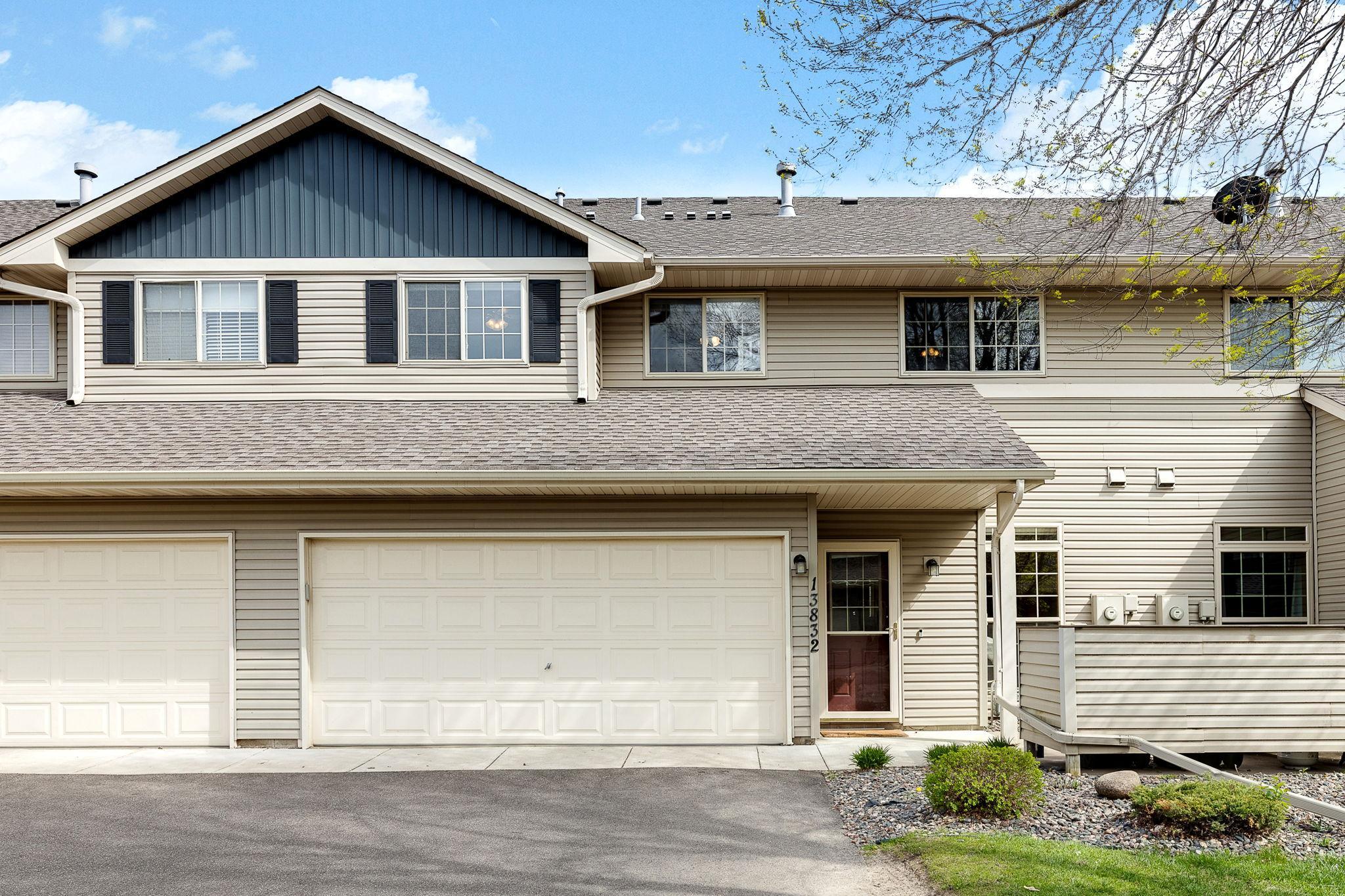 13832 Hyacinth Drive