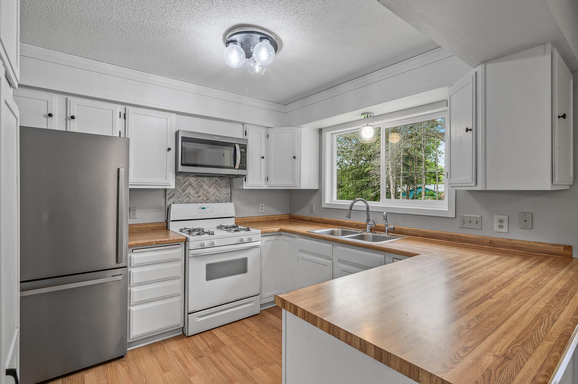 4842 106th Avenue NE