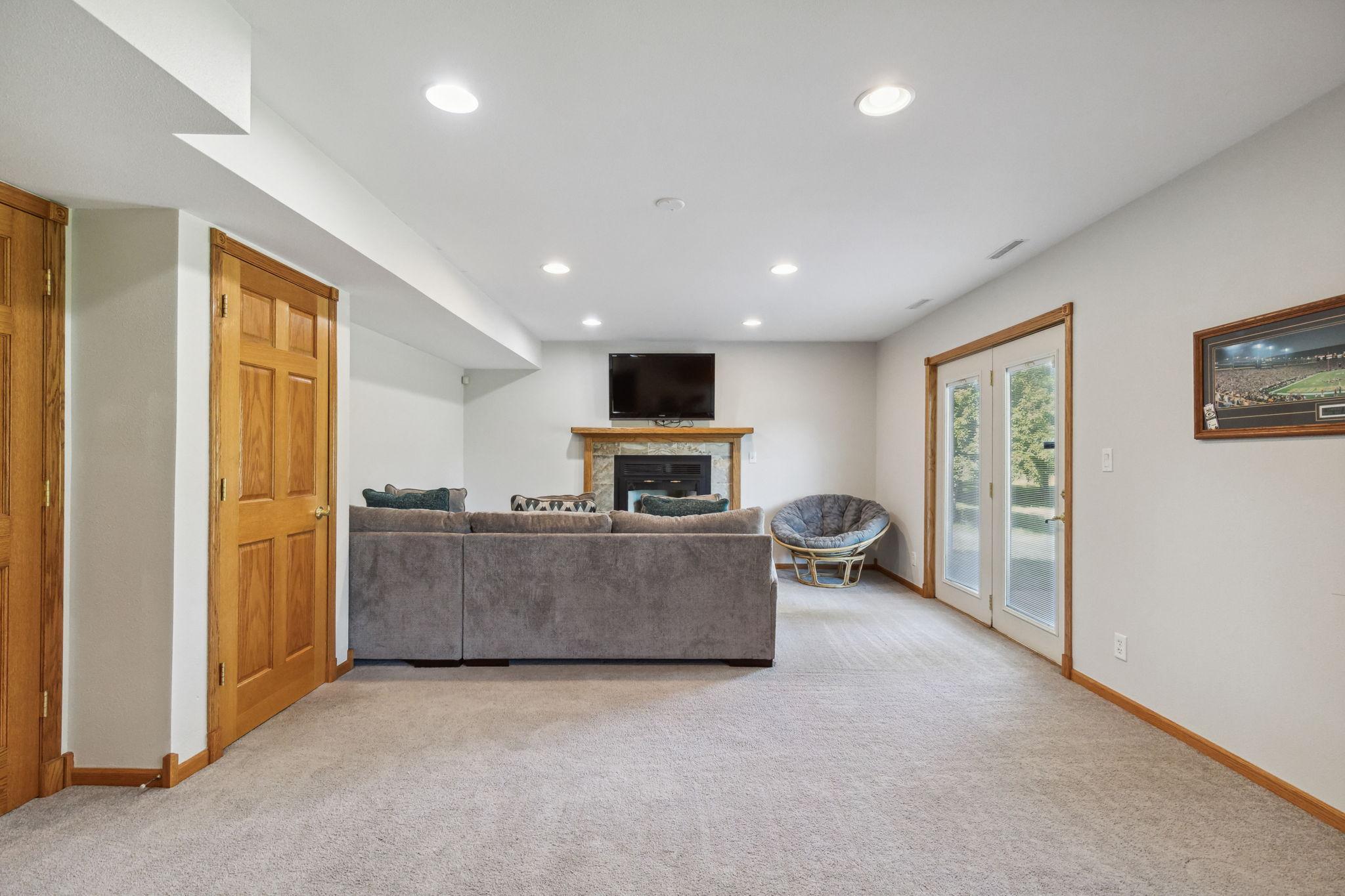 17015 Quay Street NW