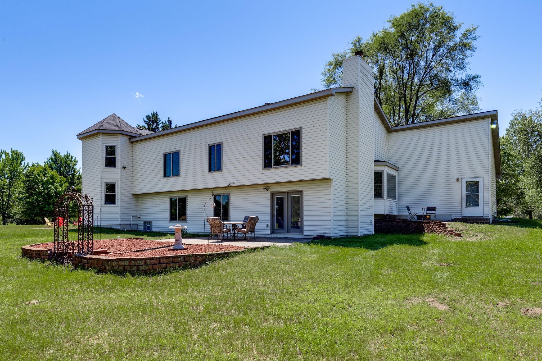 17015 Quay Street NW