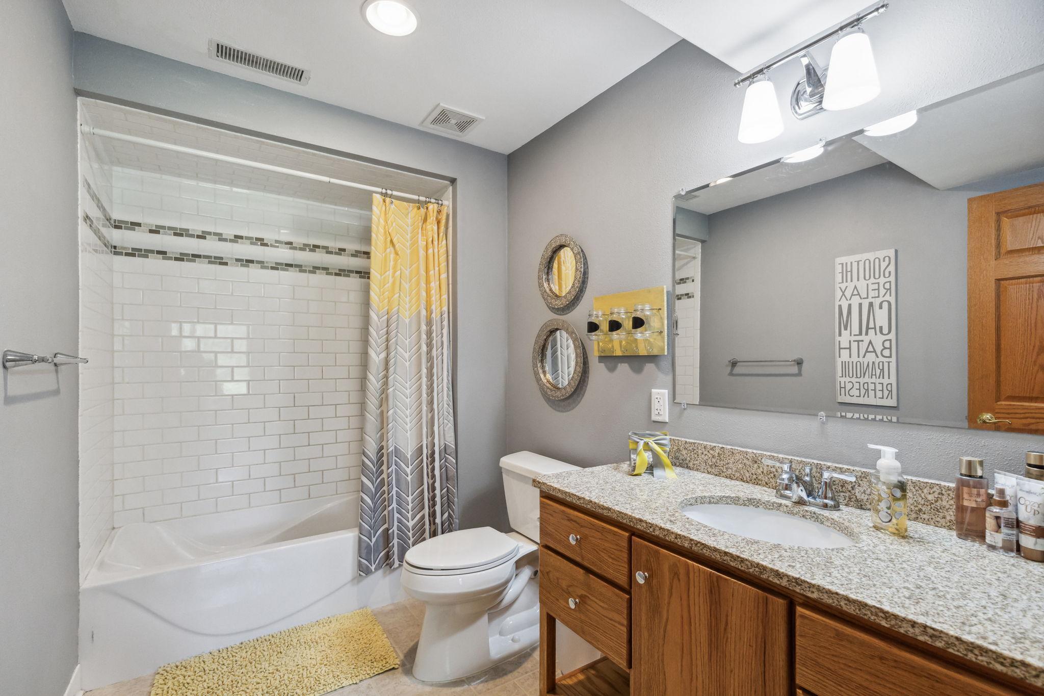 17015 Quay Street NW