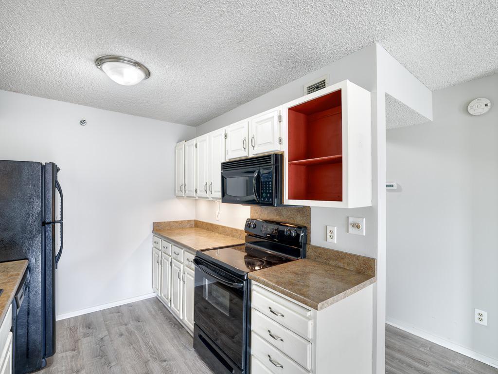 1225 Lasalle Avenue Unit: 1201