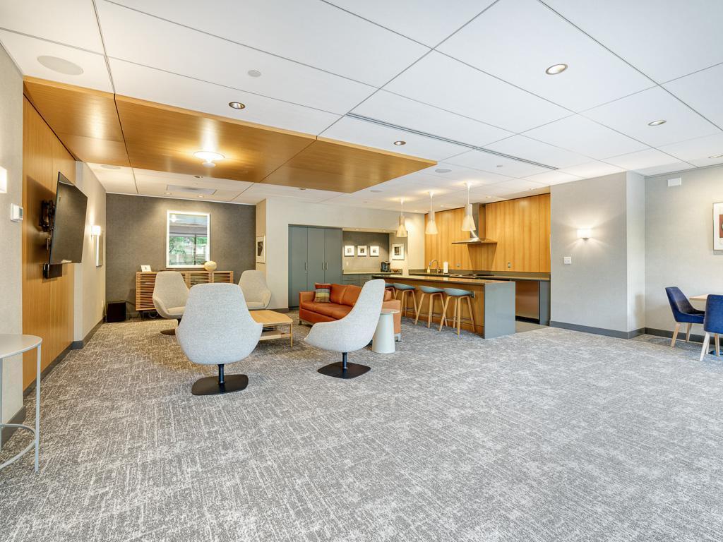 1225 Lasalle Avenue Unit: 1201