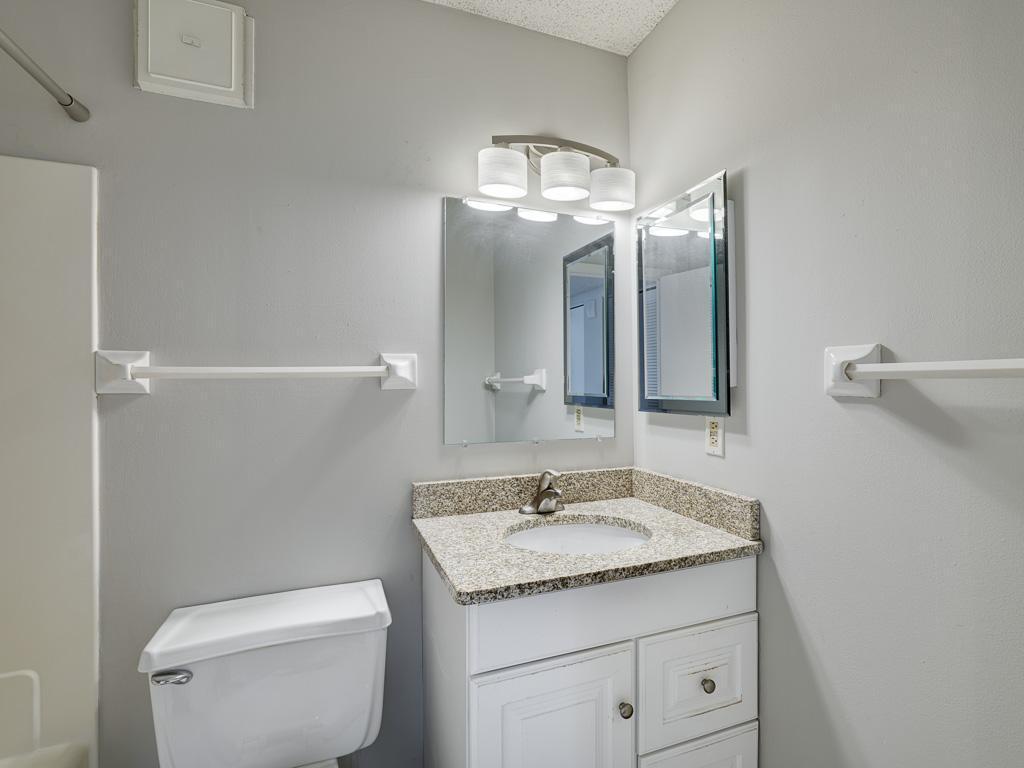 1225 Lasalle Avenue Unit: 1201