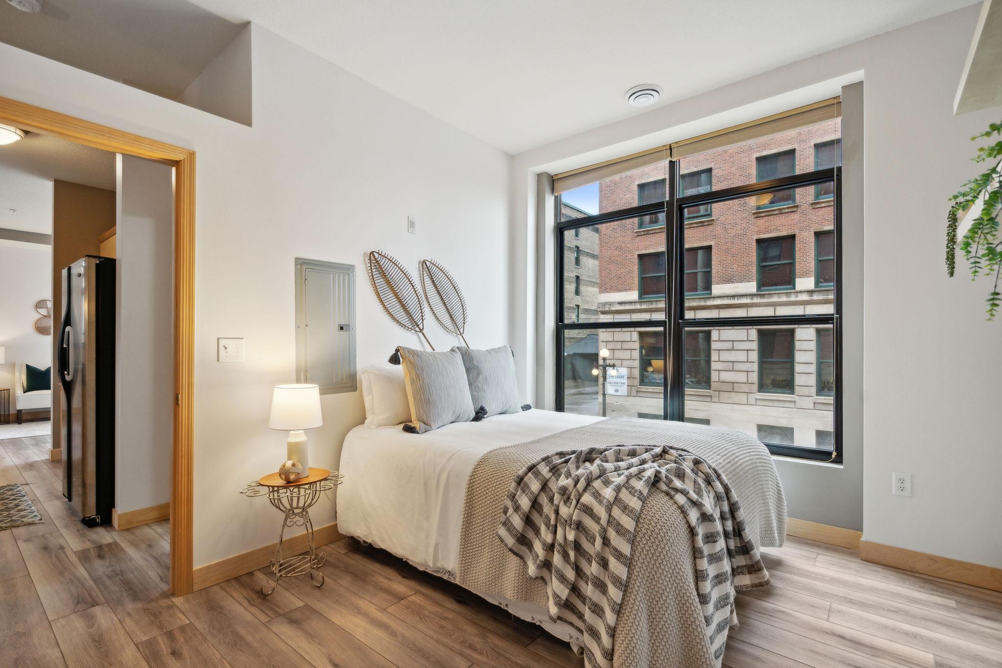 270 4th Street E Unit: 101