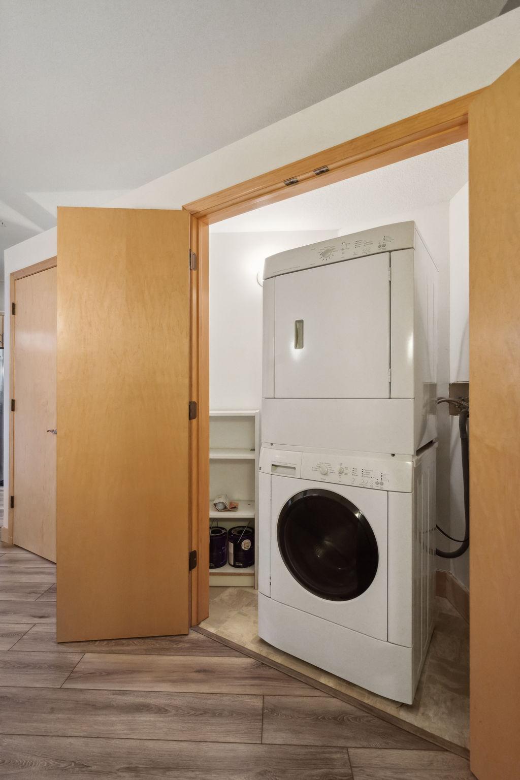 270 4th Street E Unit: 101