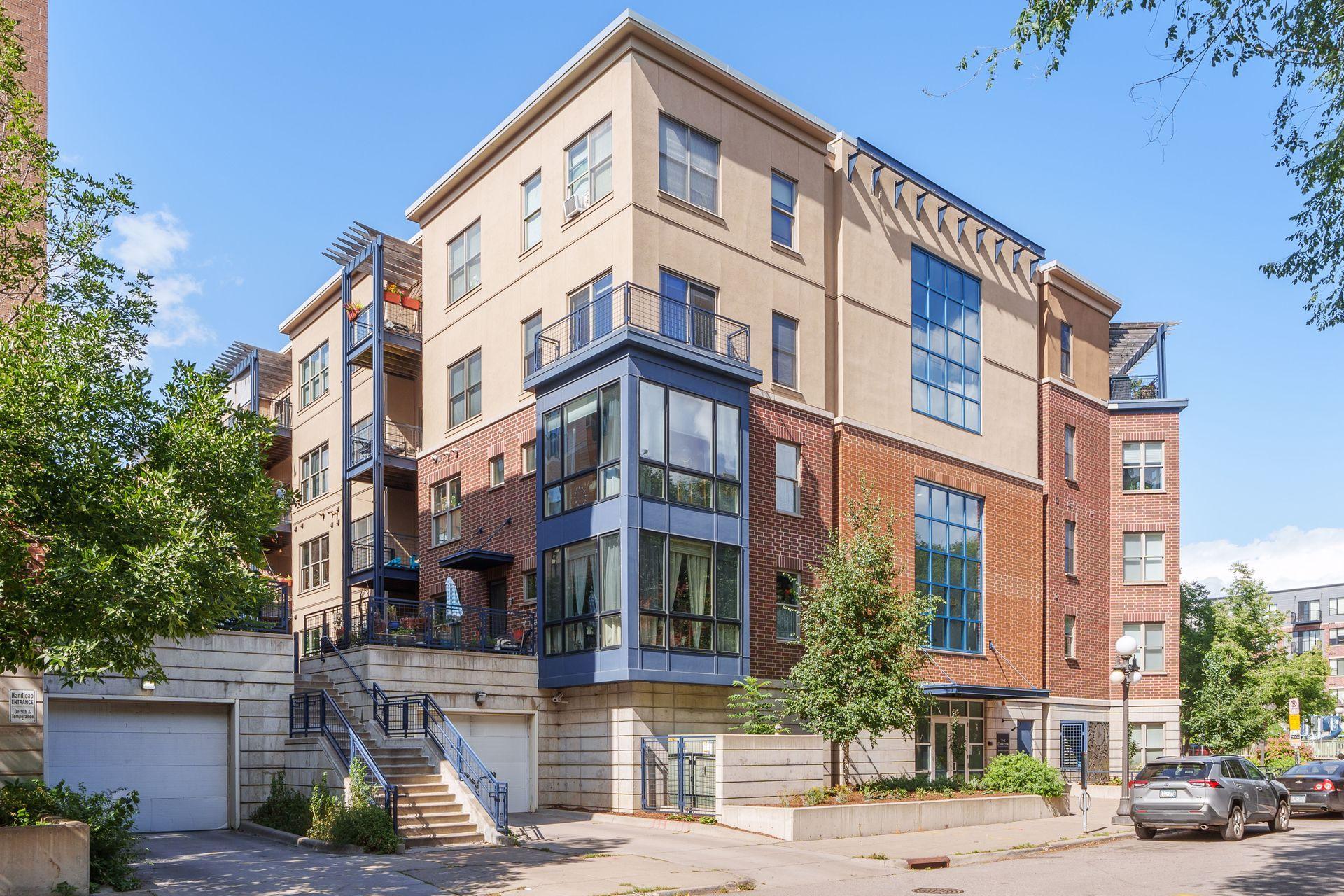 209 8th Street E Unit: 107