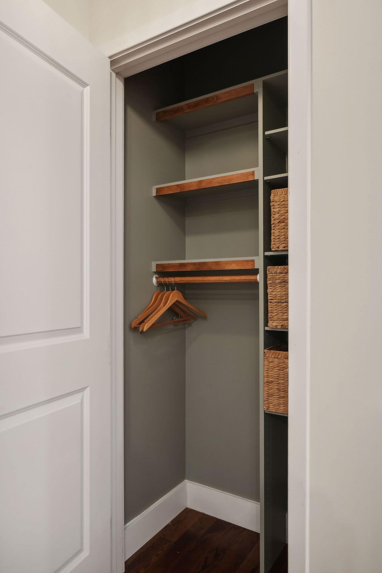 209 8th Street E Unit: 107