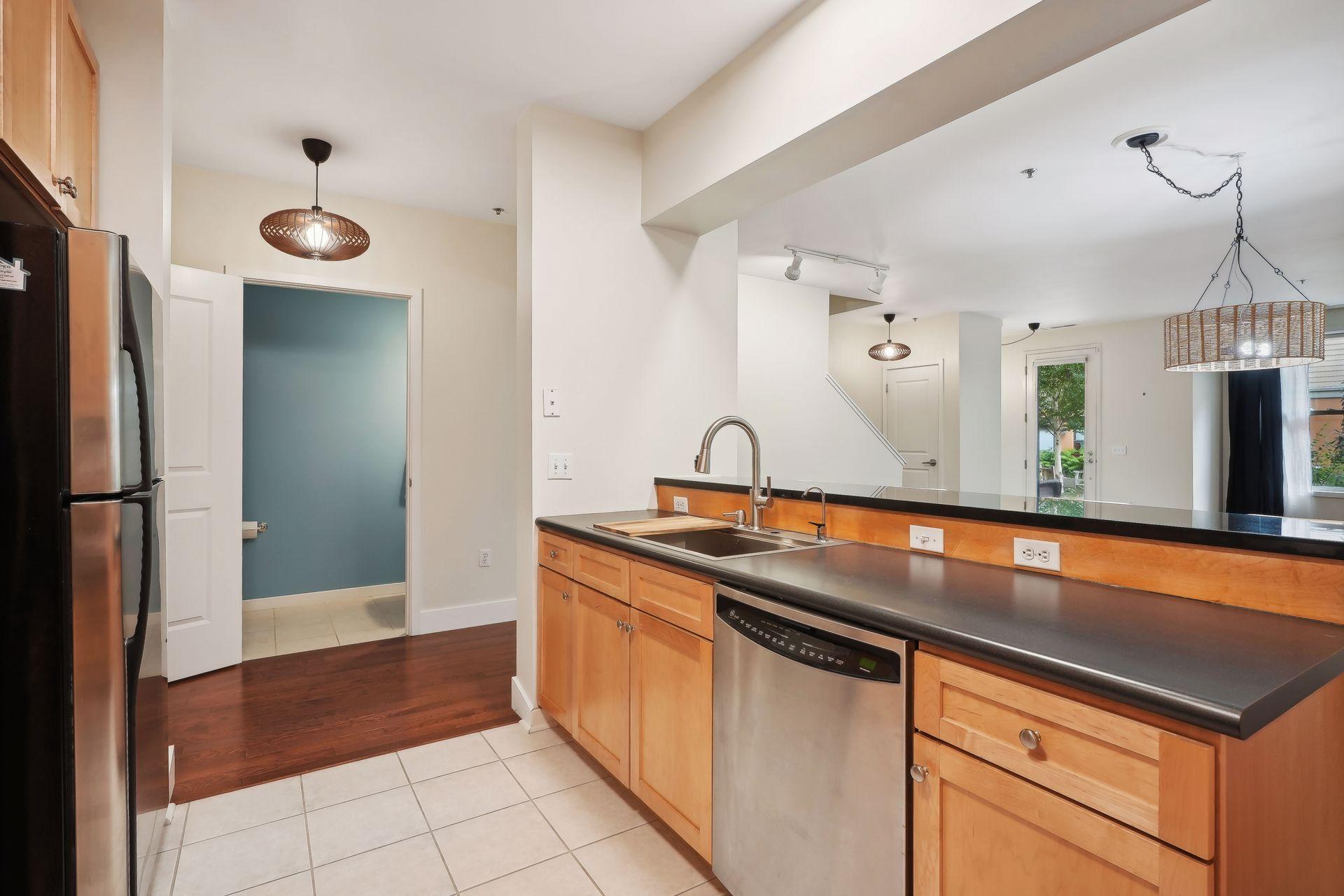 209 8th Street E Unit: 107
