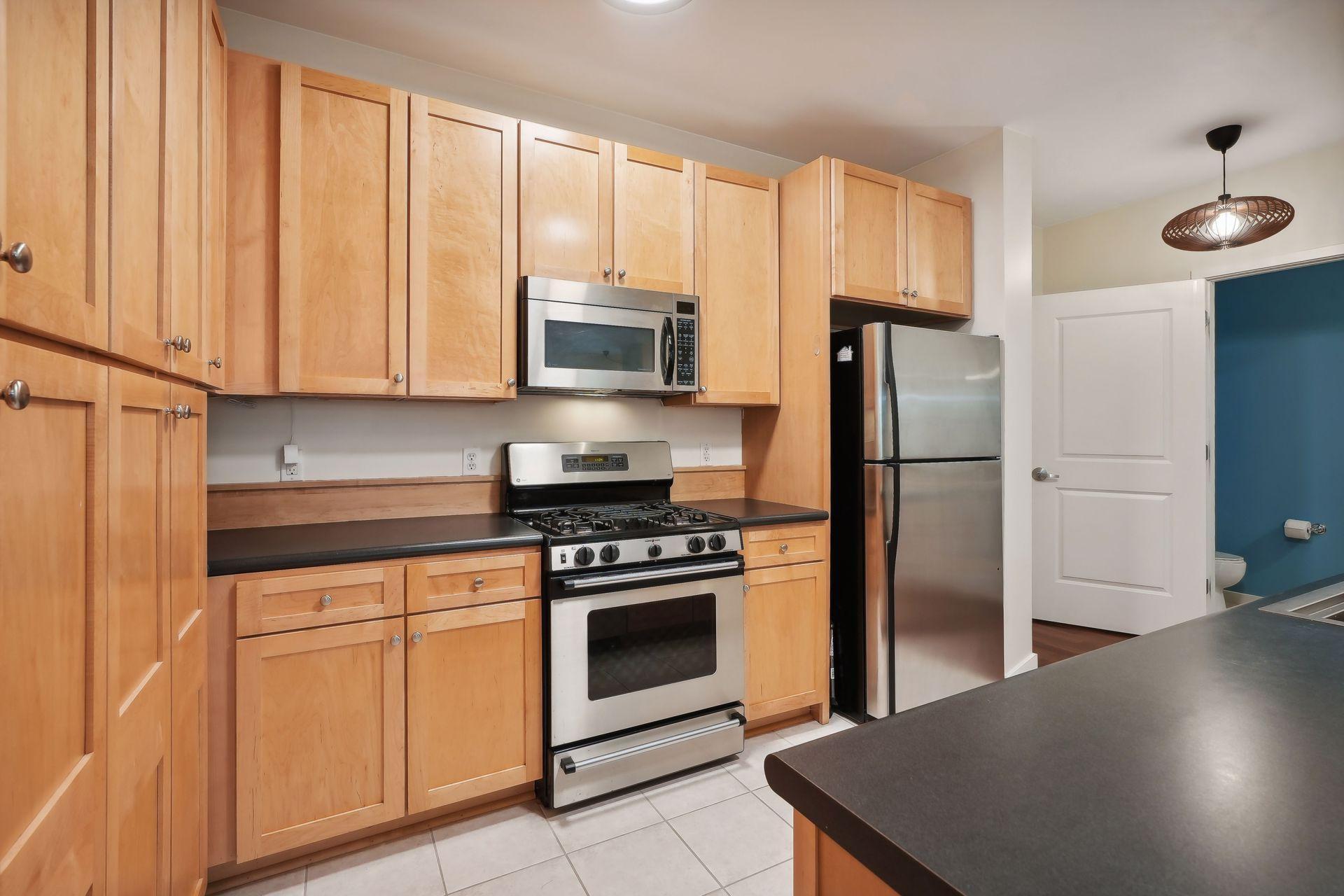 209 8th Street E Unit: 107