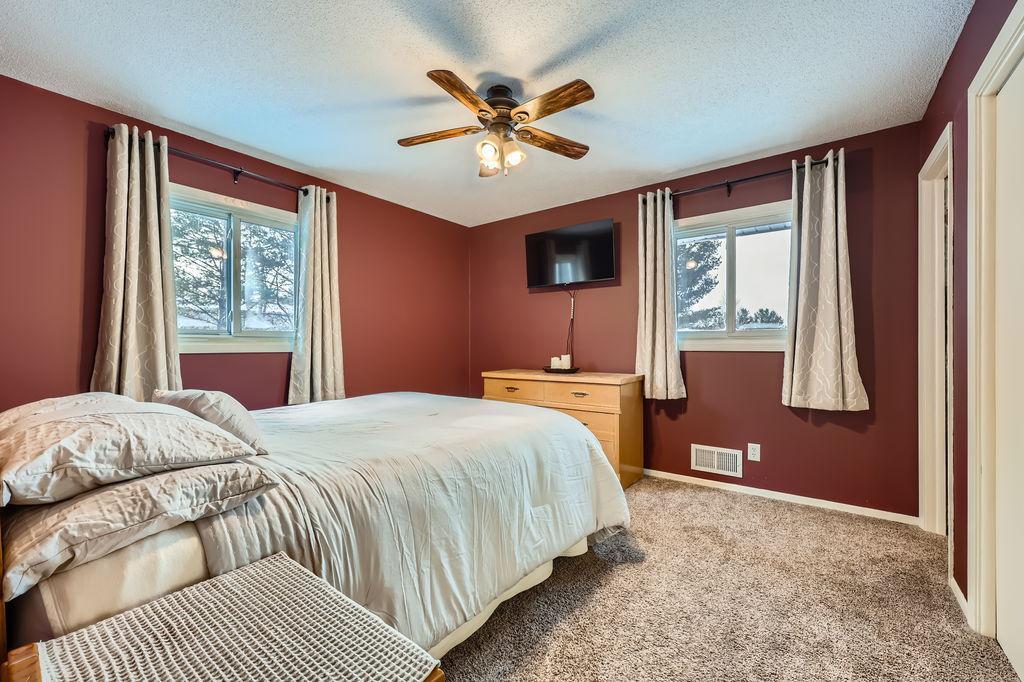 24430 Riverbank Lane NW