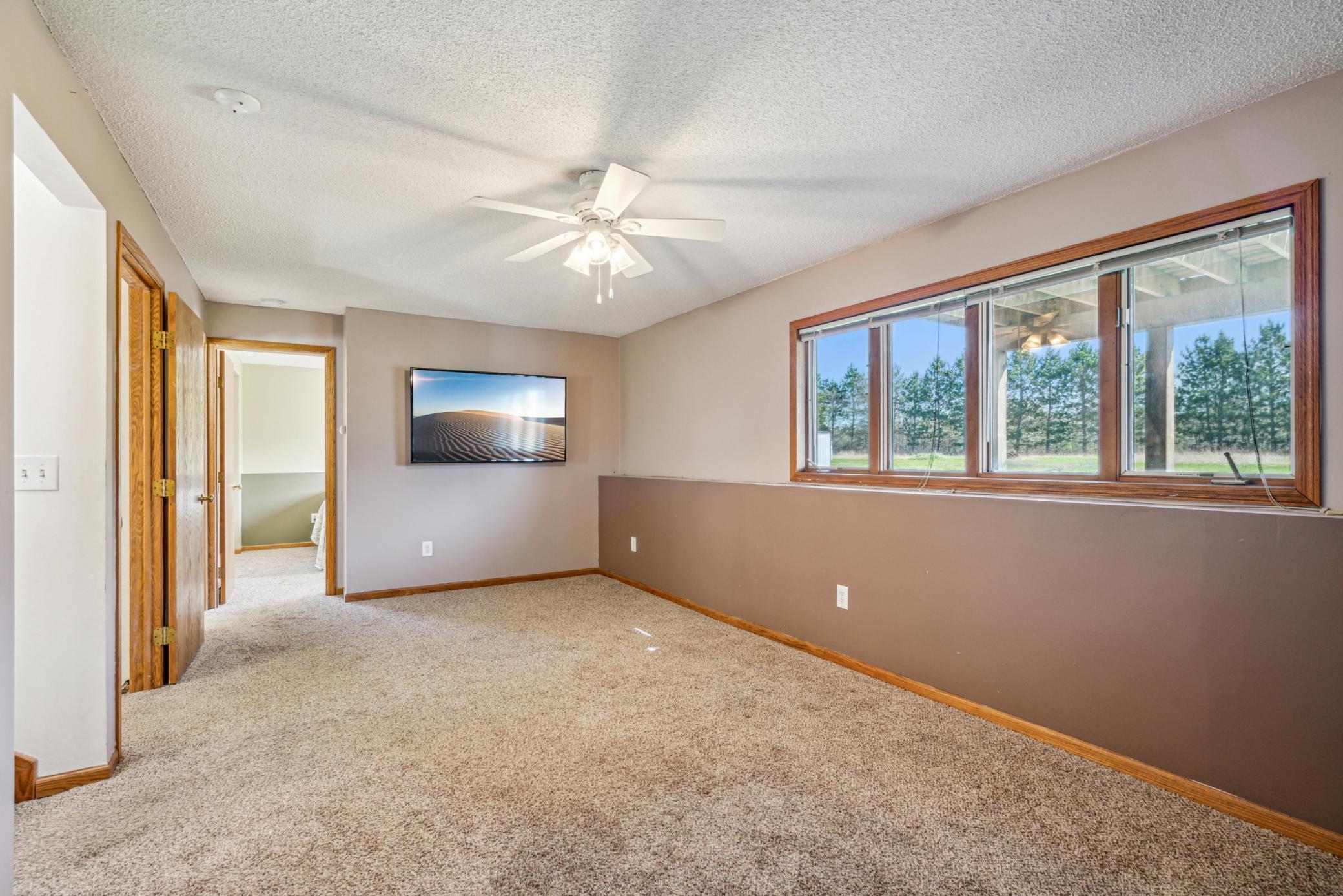 23955 Erkium Street NW