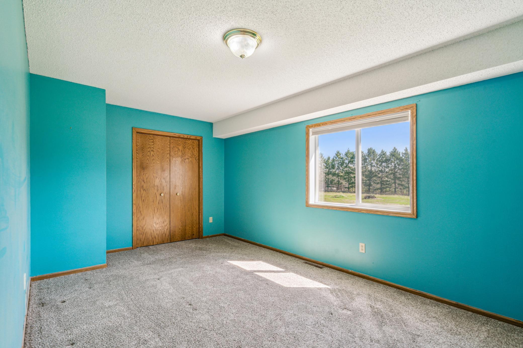 23955 Erkium Street NW