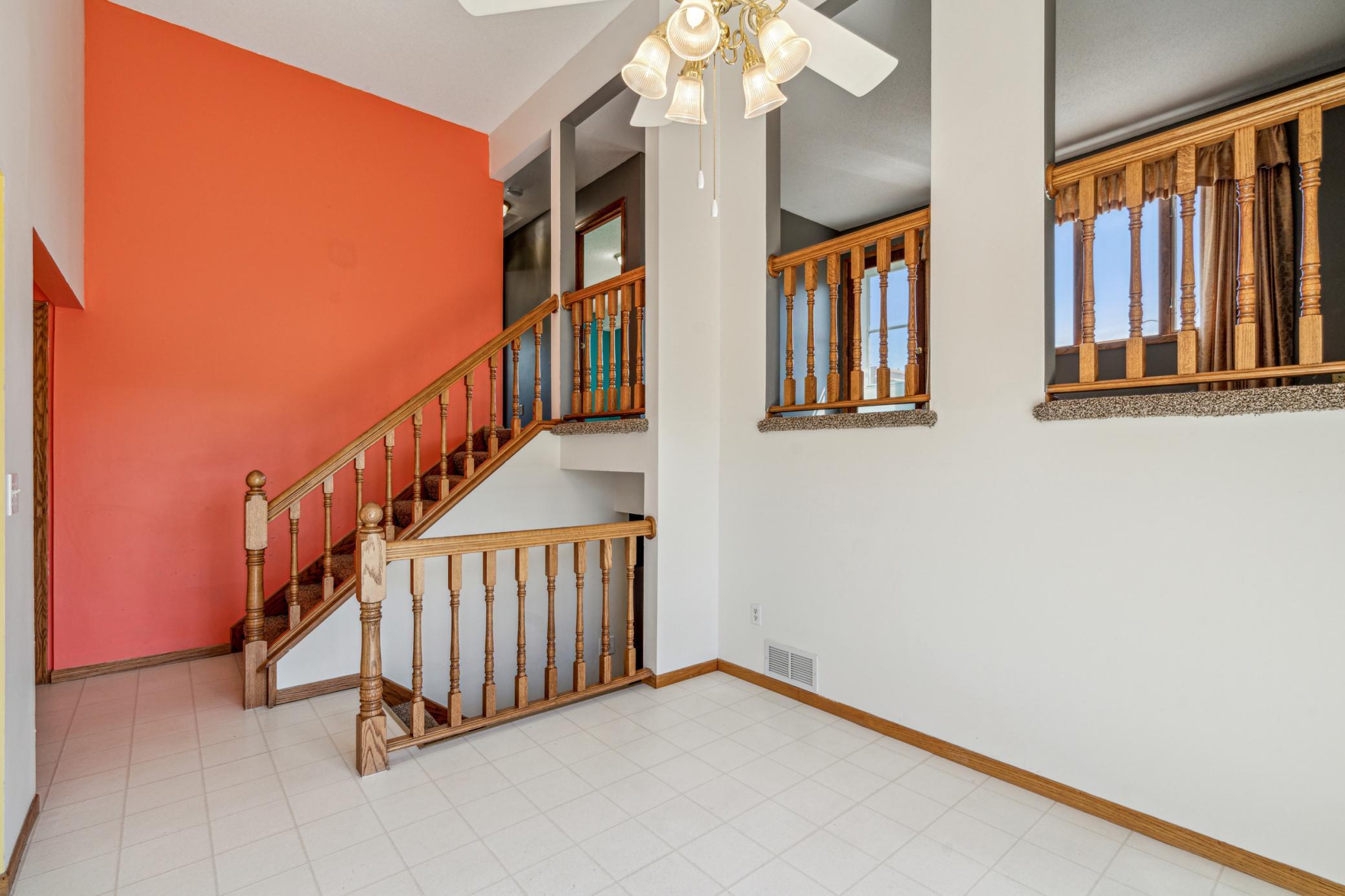 23955 Erkium Street NW