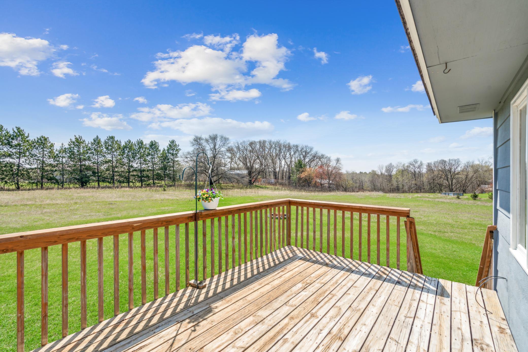 23955 Erkium Street NW