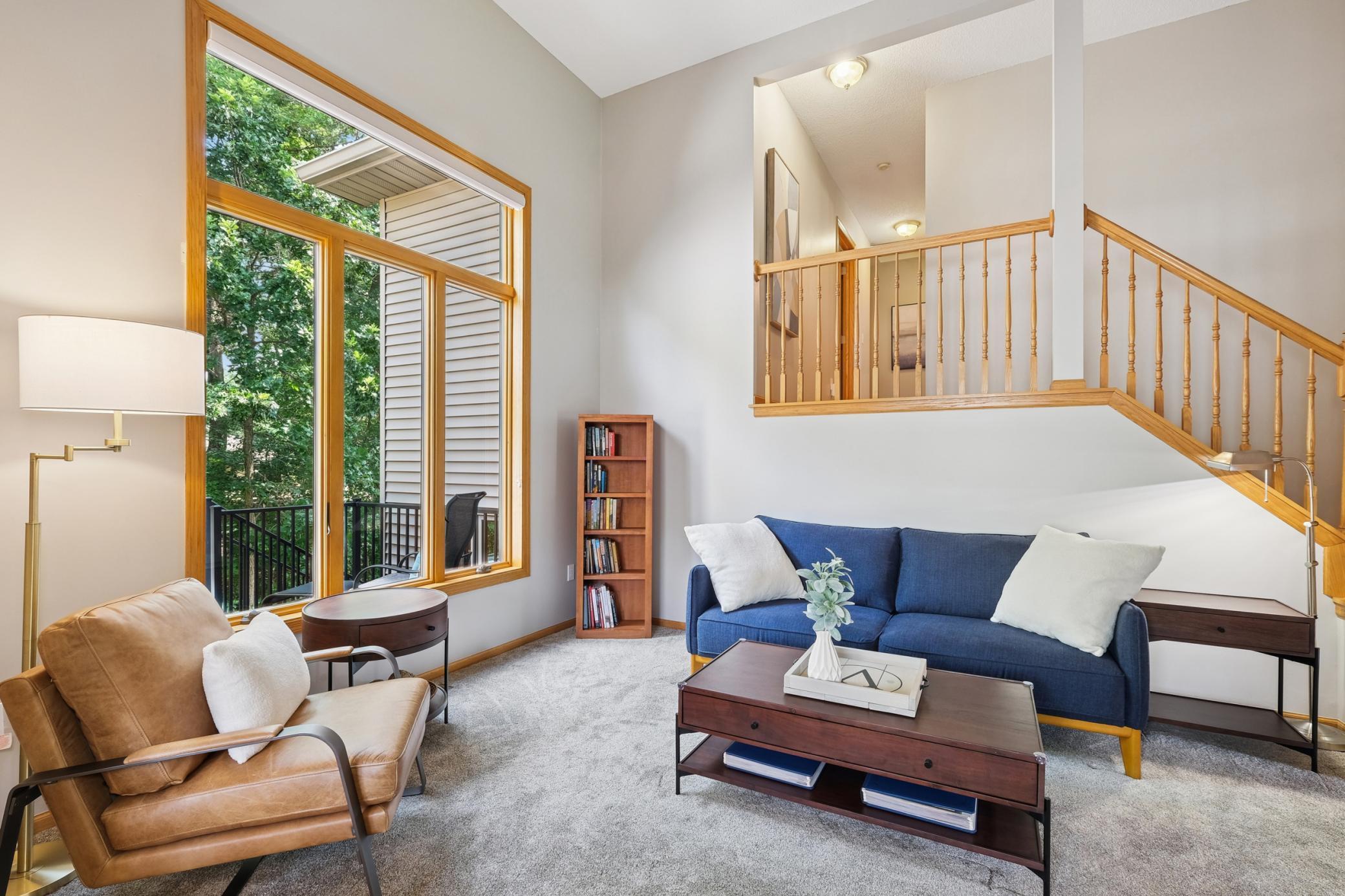 547 Hawthorn Road