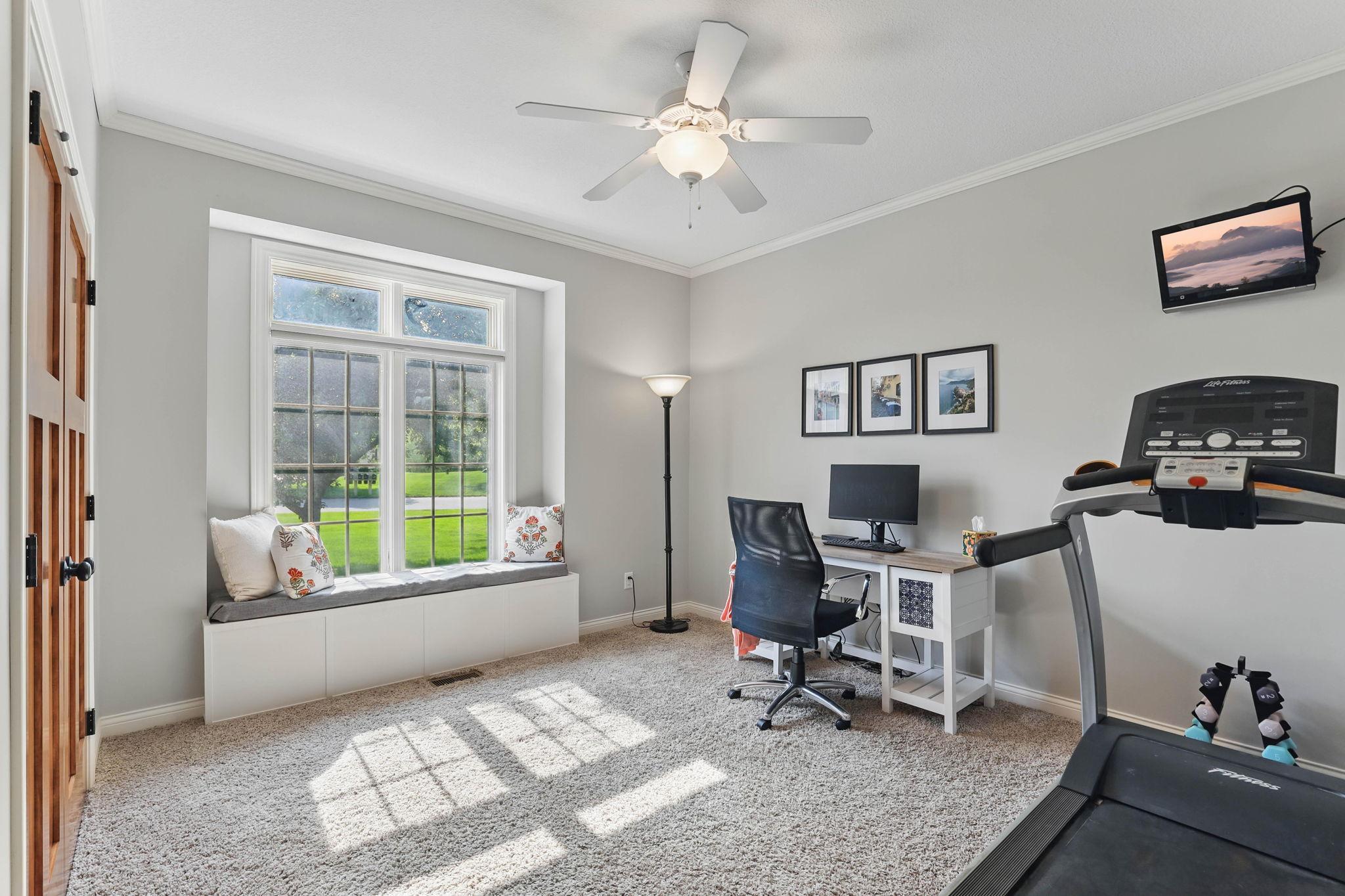 13478 Clearwater Circle