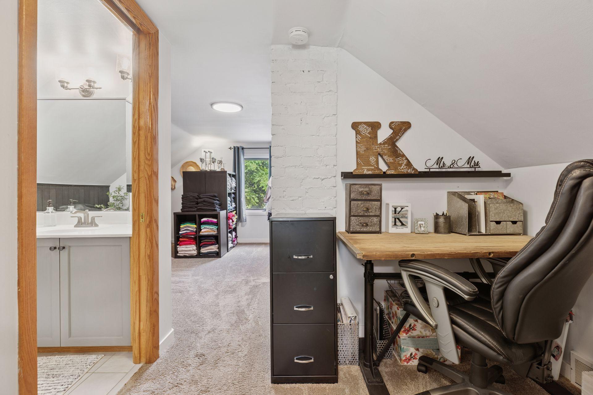 2622 Parkview Boulevard