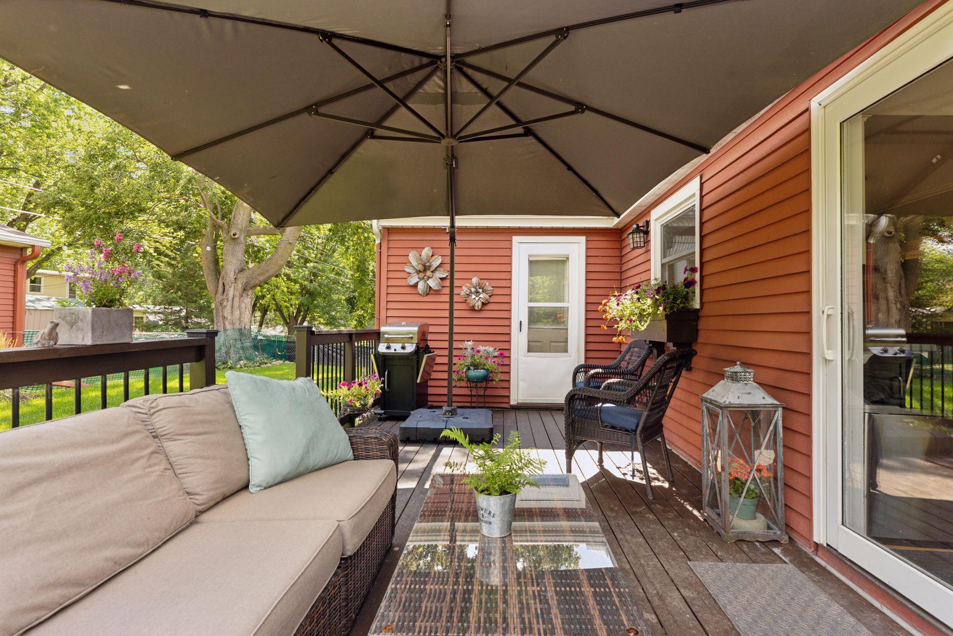 2622 Parkview Boulevard