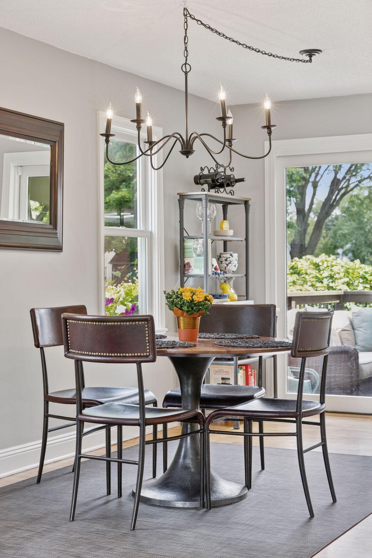 2622 Parkview Boulevard