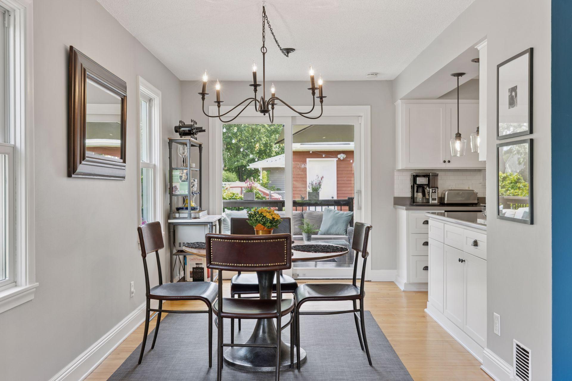 2622 Parkview Boulevard