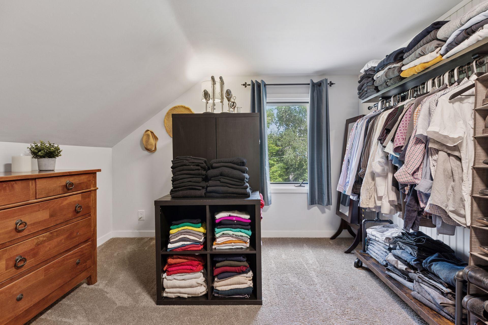 2622 Parkview Boulevard