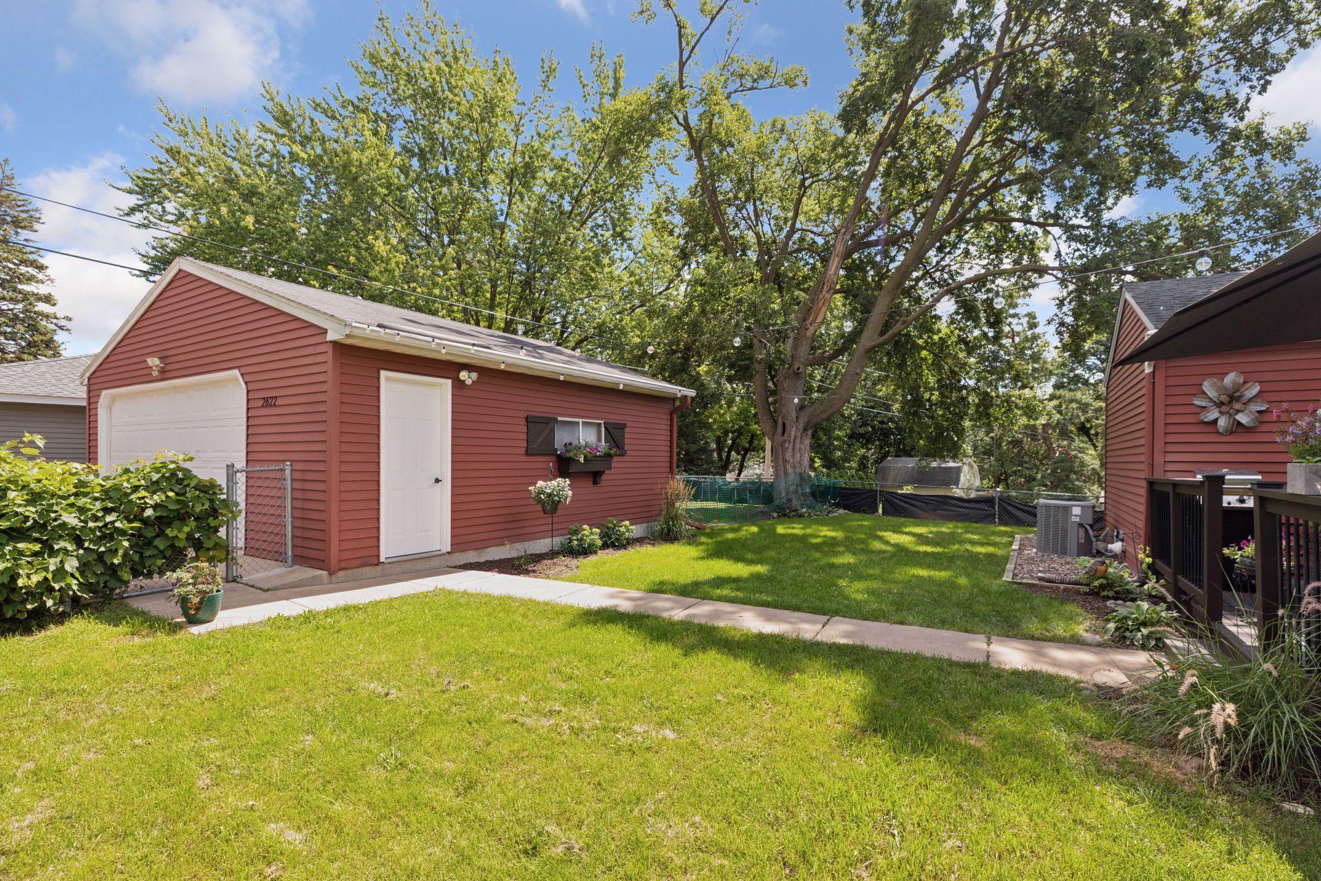 2622 Parkview Boulevard