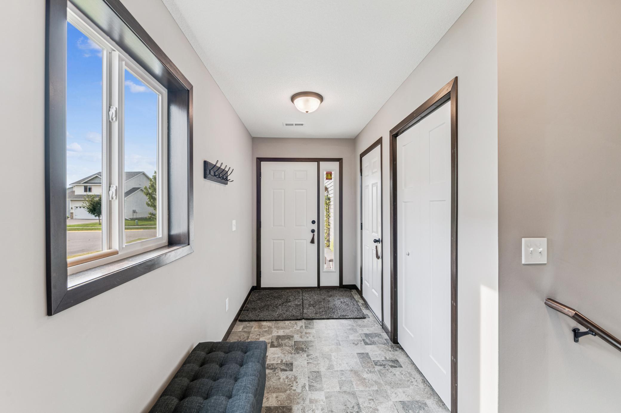 408 Bluebird Drive NW